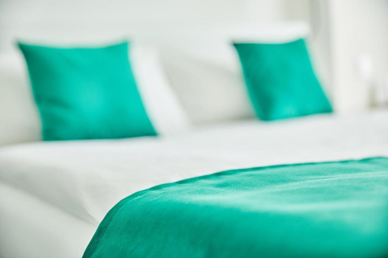 Hotel Max Am See เมียร์สบวร์ก ภายนอก รูปภาพ